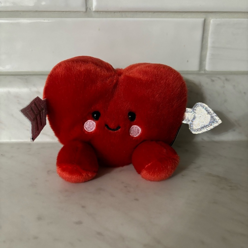 Paolo the Cupid Heart Palm Pals